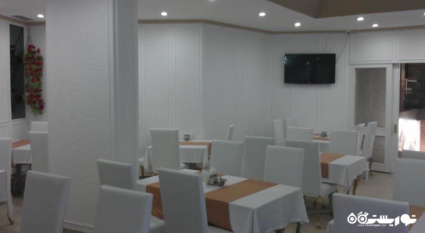 رستوران هتل مید استارت